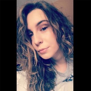 Meet your Posher, Shania